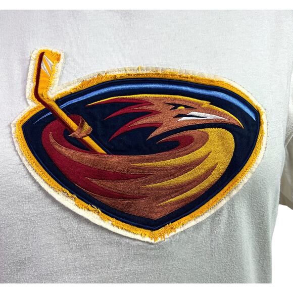 Reebok Vintage Face Off NHL Streetwear Atlanta Thrashers Hockey Tee Size Medium - Picture 1 of 12